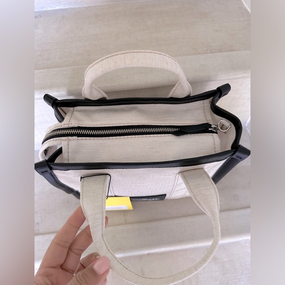 Marc Jacobs The Tote Bag - Medium - NWT - Rare - Picture 6 of 13